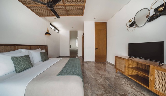 Bali 3BR Villa with Fun Waterslide