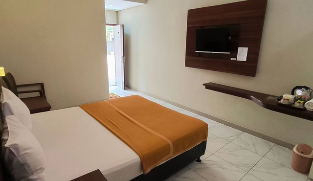 Bandengan Beach Hotel Jepara 2