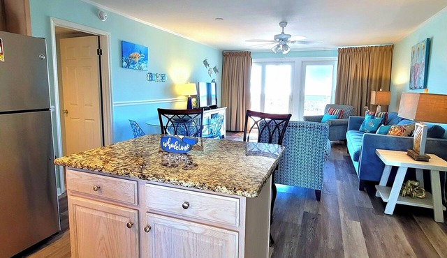 Beachfront Stay with Amazing Views in Destin