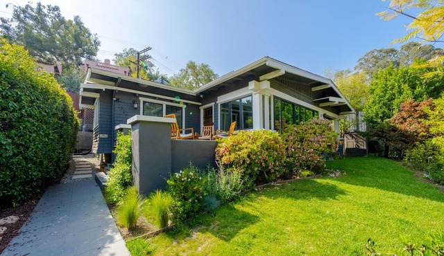Beautiful Newly Remodeled Craftsman Home in Hollywood in Los Angeles