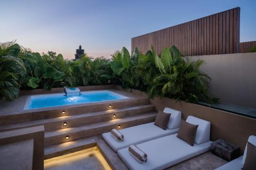 Berawa Villa l 2 Pools, Walk to Beach l Near Finns