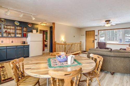 Bigfork Cabin on Long Lake By Trails & Restaurant! in Bigfork