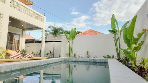 Blue Coconut Villa