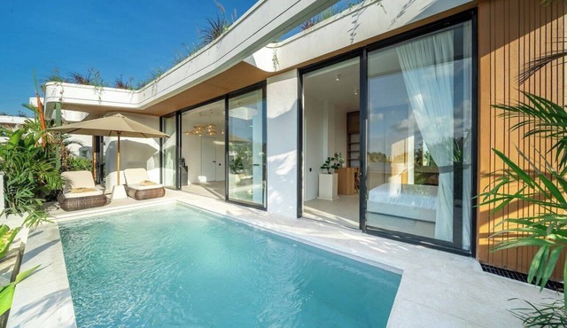 Brand New Chic 2BR Villa, Beach Access, South Kuta in Badung Regency