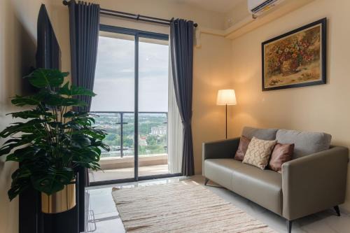 Calma 2BR IV at Skyhouse Apartment