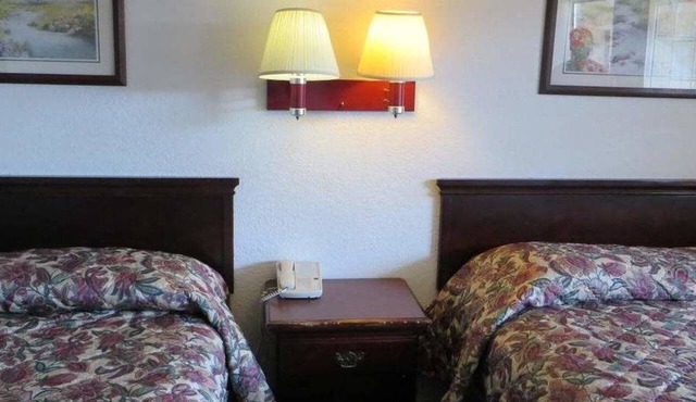 Capri Motel in Redwood City
