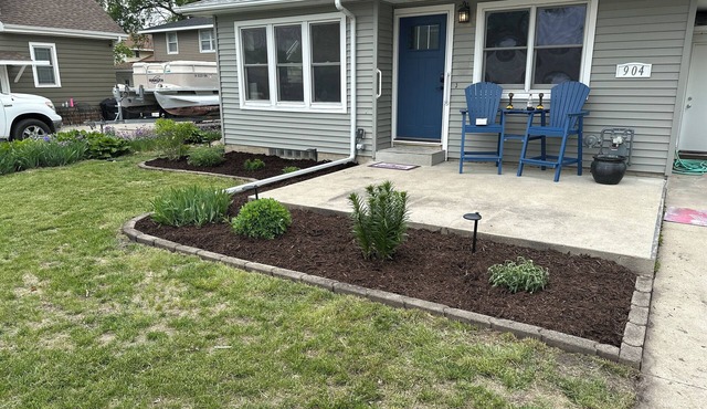 Charming 3-bedroom house close to the Lake/Downtown in Clear Lake IA in Clear Lake