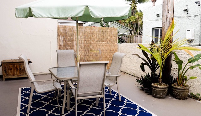Charming Getaway Nest ❤ Pillow-Top Bed ❤ Super Clean in West Palm Beach
