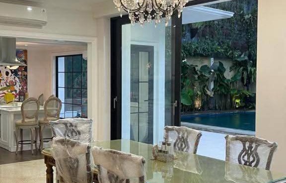 Ciputra Villa by Com in Kampungutan Dua