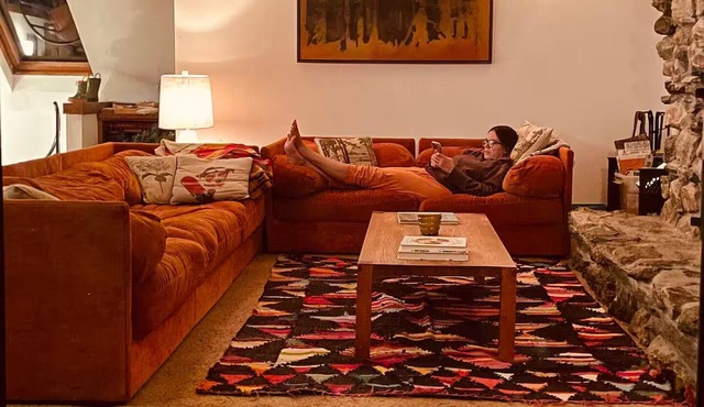 Cozy 3-bedroom chalet in enjoyable Rochester with WiFi in Rochester