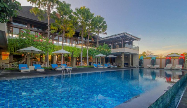 d'Nusa Beach Club and Resort