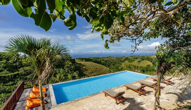 Deluxe Bungalow with Bathtub, Pini Sentana Village
