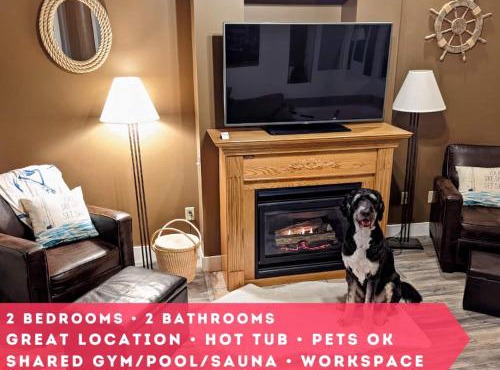 Dog-Friendly Canal Park Condo Hot Tub Pool in Duluth