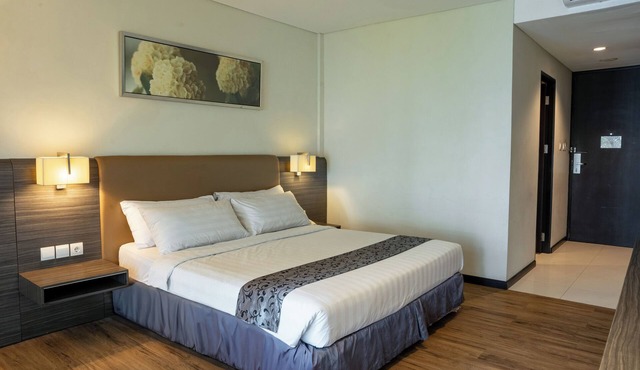 Estrella Hotel & Conference