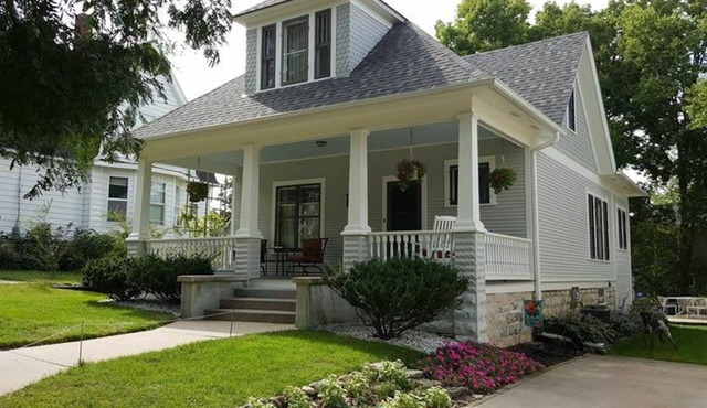 Exceptional new listing Decorah Craftsman Bungalow in Decorah