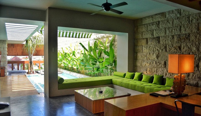 Family Villa with City & Pool View (TSky Villa 5)