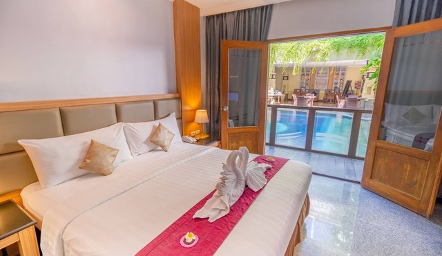 Famous Hotel Kuta