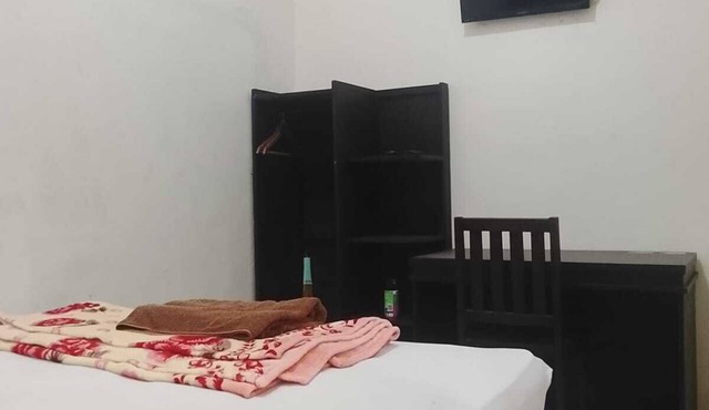 Griya Sarah Backpacker Homestay by Bias in Batu