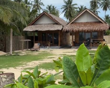 Harmon Mentawai in Sipura Island