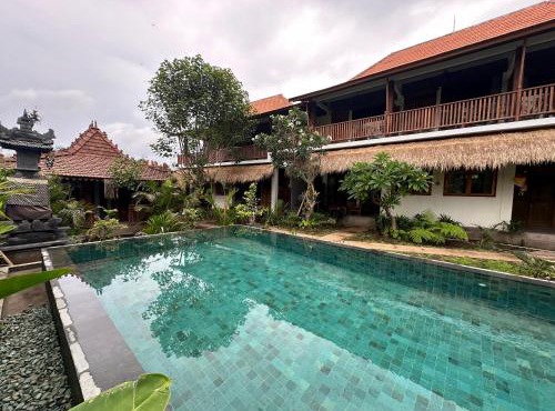 Hideaway Amed