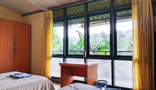 Hotel Grand Astoeti in Cisarua