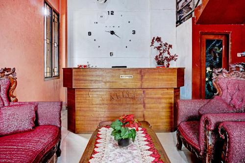 Hotel O Aliyah Syariah in Jakarta