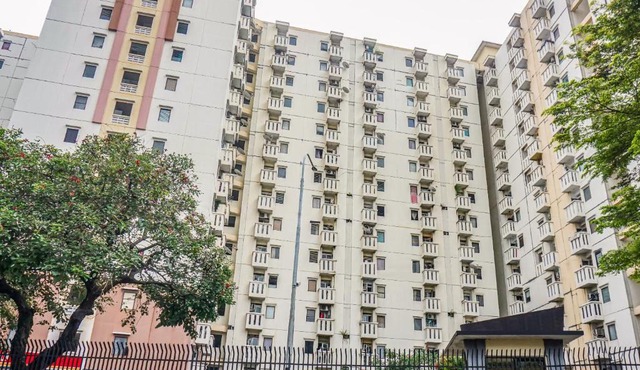 Hotel O Apartement Cibubur Village kaisar property Lobby B in Pedurenan Dua