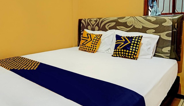Hotel O Homestay Simpang Panji Suroso Syariah in Malang