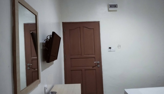 Hotel O Pondok Almirah