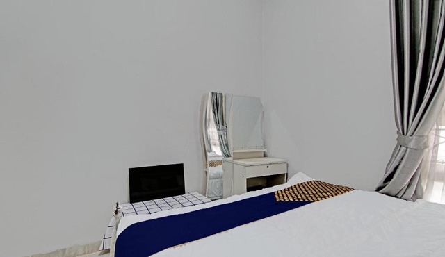 Hotel O Teguh Homestay Syariah in Parit
