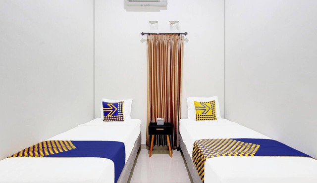 Hotel O Tinampi House Syariah in Cepu