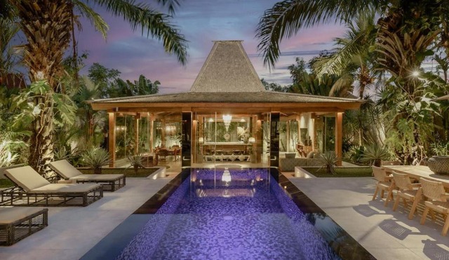 Huge Canggu Lux Villa Walk to Beach and Entertainment