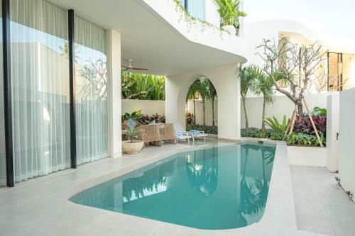 Kona Resort Pererenan
