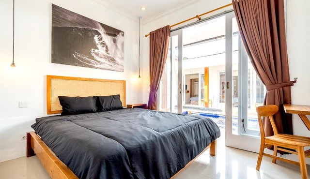 Lumturi House - Centrally Located