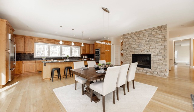Luxurious 5-bedroom 5.5 bath house with AC, WiFi in charming Chadds Ford in Chadds Ford