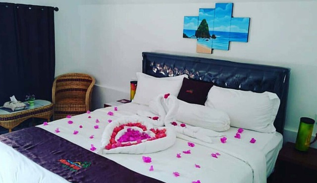 Madu Tiga Beach & Resort