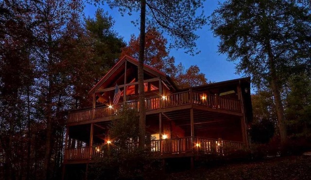 Mama Bear's Dream in Sevierville