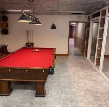 Manchester Georgia Mountain estate with 10000 sqft panoramic views - 13 bedrooms, theater, pool table, event room and multiple gathering areas - Sleeps 30 in Warm Springs