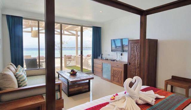 Meno Mojo Beach Resort