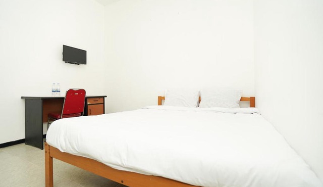 Merapi Inn Syariah by ecommerceloka in Surabaya