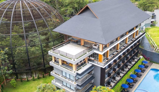 Mercure Cibadak Sukabumi Resort