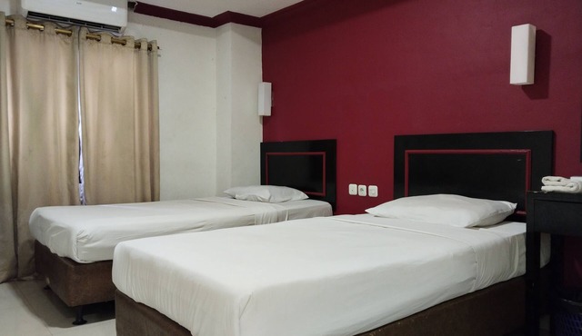 Metro Hotel Bekasi by Cocotel in Bekasi