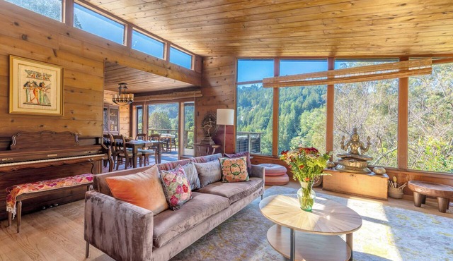 Mill Valley Sunset House: with Mt. Tam view & Outdoor Bathtub in Mill Valley
