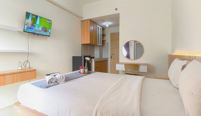 Minimalist And Simple Studio At Bale Hinggil Apartment in Surabaya
