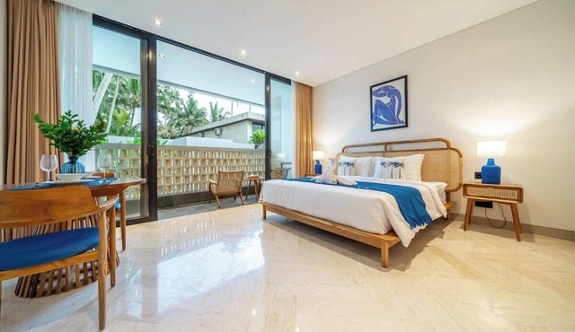 Modern Apartment in Lush Ubud w Kitchen & Balcony in Ubud