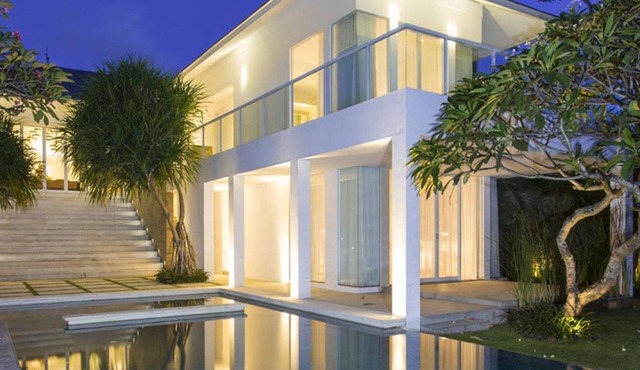 Modern Beachside Escape with Private Pool – Bali Villa 1108