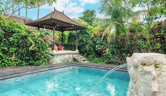 New 2BR Villa in Modern Ubud Complex w Spa+2 Pools in Ubud