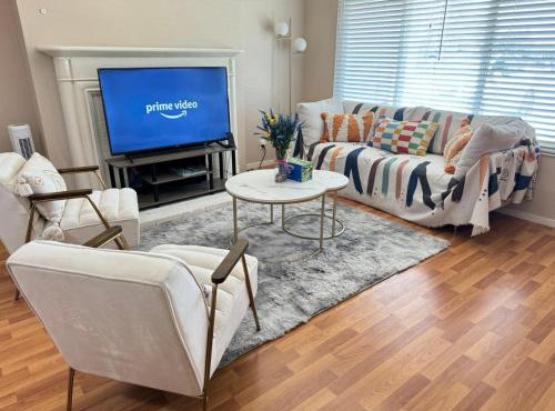 New remol modern tranquil house near SFO1 in San Mateo