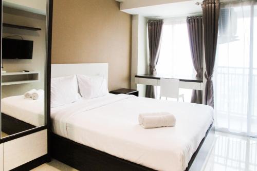 Nice Furnished Studio Apartment Grand Dhika City By Travelio in Bekasi