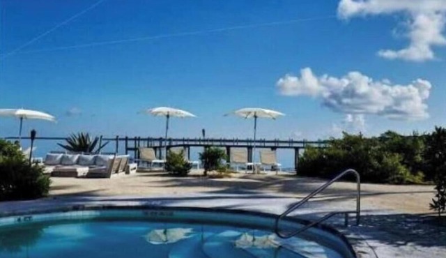 Oceanfront Manatee Suite w/Private Patio @Islamorada - Manatee Suite in Islamorada
